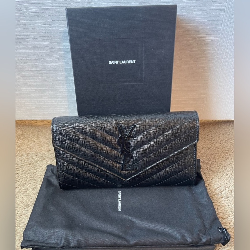 YSL Cassandre Matelasse Large Wallet ✨